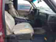 2005 Chevrolet Suburban LT with VIN 3GNEC16ZX5G234794, listed as a IAAI auction lot 42098779 with 266,052 mi miles and . Bid and sale history available at DreamBid. Image 5.