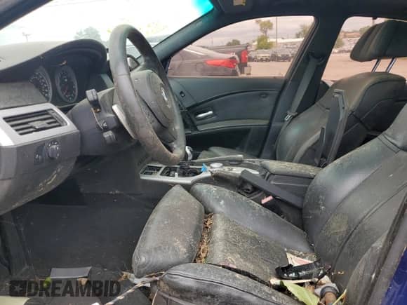 2006 BMW 5 Series M5 с VIN WBSNB93546B583948, выставлен на аукционе Copart как лот 55841755 с пробегом Не указан миль и На запчасти • Non repairable. История ставок и продаж доступна на DreamBid. Изображение 7.