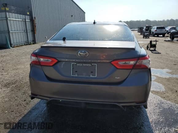 2020 Toyota Camry SE z VIN 4T1M11AK2LU968193, wystawiony jako Copart lot #80614235 z przebiegiem 45 061 mil mil oraz Szkoda całkowita • Salvage title. Historia ofert i sprzedaży dostępna na DreamBid. Obrazek 6.