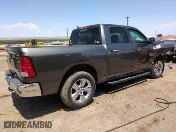 2016 Ram 1500 Big Horn z VIN 1C6RR6LM9GS209970, wystawiony jako Copart lot #62674955 z przebiegiem Nie podano mil oraz Szkoda całkowita • Salvage title. Historia ofert i sprzedaży dostępna na DreamBid. Obrazek 3.