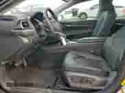 2019 Toyota Camry SE z VIN 4T1B11HK4KU713539, wystawiony jako Copart lot #82733965 z przebiegiem 52 275 mil mil oraz Szkoda całkowita • Salvage title. Historia ofert i sprzedaży dostępna na DreamBid. Obrazek 7.