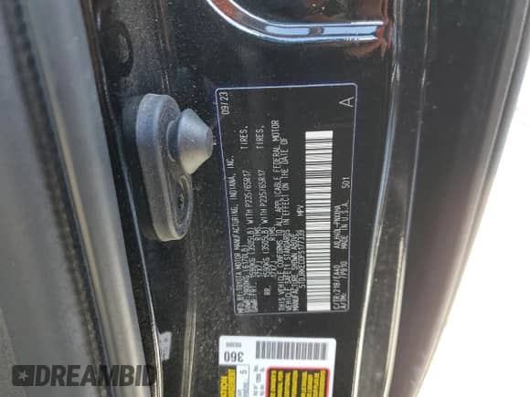 2023 Toyota Sienna XLE z VIN 5TDJRKEC0PS177339, wystawiony jako Copart lot #52593475 z przebiegiem 26 516 mil mil oraz Szkoda całkowita • Salvage title. Historia ofert i sprzedaży dostępna na DreamBid. Obrazek 14.