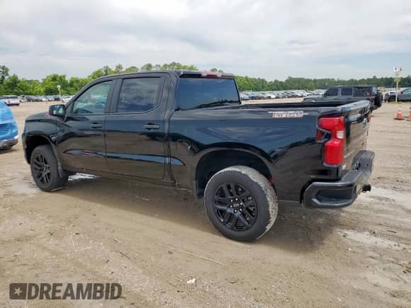 2024 Chevrolet Silverado 1500 Custom Trail Boss z VIN 3GCUDCE86RG359836, wystawiony jako Copart lot #60419635 z przebiegiem Nie podano mil oraz Szkoda całkowita • Salvage title. Historia ofert i sprzedaży dostępna na DreamBid. Obrazek 2.