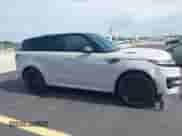 2024 Land Rover Range Rover Sport Dynamic SE z VIN SAL1L9FU4RA415767, wystawiony jako IAAI lot #42714217 z przebiegiem 17 702 mil mil oraz . Historia ofert i sprzedaży dostępna na DreamBid. Obrazek 14.