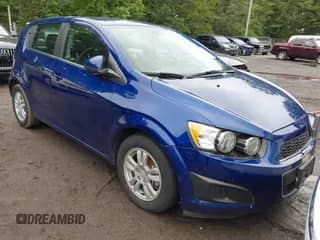 2013 Chevrolet Sonic LT с VIN 1G1JC6SB7D4247195, выставлен на аукционе IAAI как лот 43018943 с пробегом 83 490 миль миль и . История ставок и продаж доступна на DreamBid. Изображение 1.
