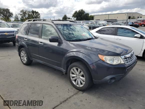 2012 Subaru Forester X Limited z VIN JF2SHAEC1CH469454, wystawiony jako Copart lot #84273595 z przebiegiem 155 862 mil mil oraz Szkoda całkowita • Salvage title. Historia ofert i sprzedaży dostępna na DreamBid. Obrazek 4.