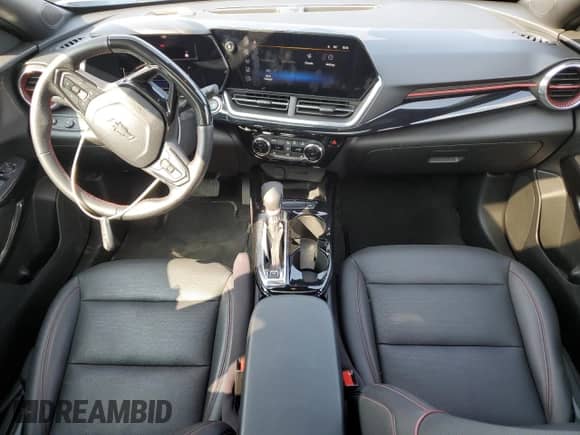 2024 Chevrolet Trax 2RS с VIN KL77LJE2XRC053836, выставлен на аукционе Copart как лот 68518845 с пробегом 44 849 миль миль и На запчасти • Non repairable. История ставок и продаж доступна на DreamBid. Изображение 8.
