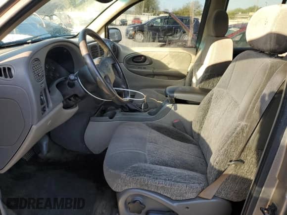 2003 Chevrolet TrailBlazer LS с VIN 1GNDS13S232152568, выставлен на аукционе Copart как лот 66187435 с пробегом 416 735 миль миль и Списание • Salvage title. История ставок и продаж доступна на DreamBid. Изображение 7.