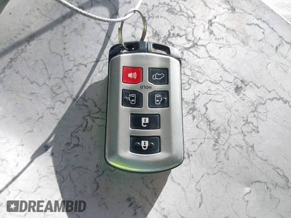 2014 Toyota Sienna XLE с VIN 5TDYK3DC0ES406822, выставлен на аукционе IAAI как лот 43277009 с пробегом 67 196 миль миль и . История ставок и продаж доступна на DreamBid. Изображение 11.