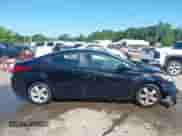 2011 Hyundai Elantra GLS z VIN 5NPDH4AE1BH053579, wystawiony jako IAAI lot #42516662 z przebiegiem Nie podano mil oraz . Historia ofert i sprzedaży dostępna na DreamBid. Obrazek 13.