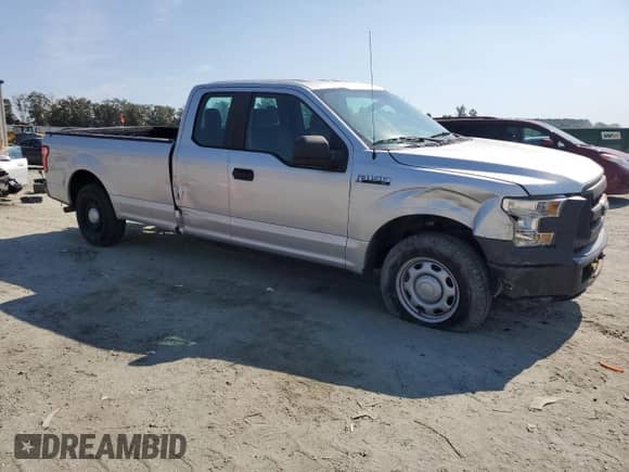 2017 Ford F-150 XL z VIN 1FTFX1CF3HKE39026, wystawiony jako Copart lot #81440895 z przebiegiem 165 121 mil mil oraz Szkoda całkowita • Salvage title. Historia ofert i sprzedaży dostępna na DreamBid. Obrazek 4.