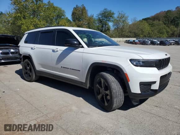 2023 Jeep Grand Cherokee Laredo with VIN 1C4RJKAG1P8840392, listed as a Copart auction lot 81921635 with 36,266 mi miles and Salvage title. Bid and sale history available at DreamBid. Image 4.