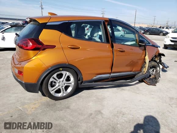 2017 Chevrolet Bolt EV LT z VIN 1G1FW6S05H4187774, wystawiony jako Copart lot #45166843 z przebiegiem 54 750 mil mil oraz . Historia ofert i sprzedaży dostępna na DreamBid. Obrazek 3.