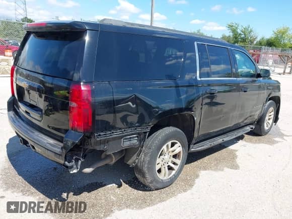 2018 Chevrolet Suburban LT с VIN 1GNSKHKC7JR269772, выставлен на аукционе IAAI как лот 42946820 с пробегом 216 359 миль миль и . История ставок и продаж доступна на DreamBid. Изображение 4.