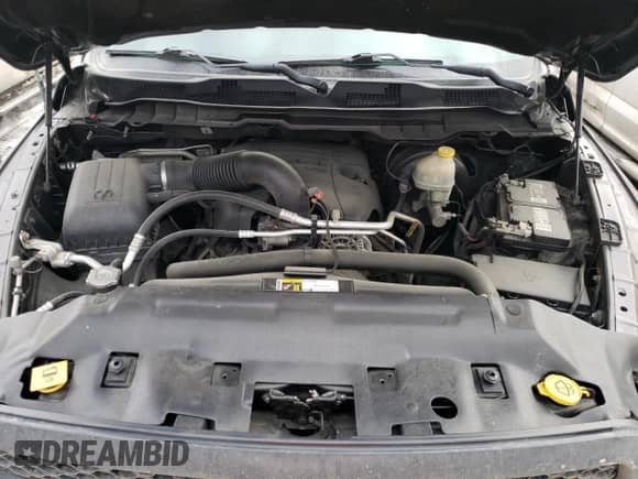 2016 Ram 1500 Tradesman z VIN 1C6RR7ST8GS339513, wystawiony jako Copart lot #45301865 z przebiegiem 131 324 mil mil oraz Czysty tytuł • Clean title. Historia ofert i sprzedaży dostępna na DreamBid. Obrazek 11.