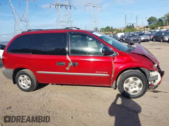 2001 Dodge Caravan SE with VIN 1B4GP25371B274842, listed as a IAAI auction lot 43355012 with 109,100 mi miles and . Bid and sale history available at DreamBid. Image 14.