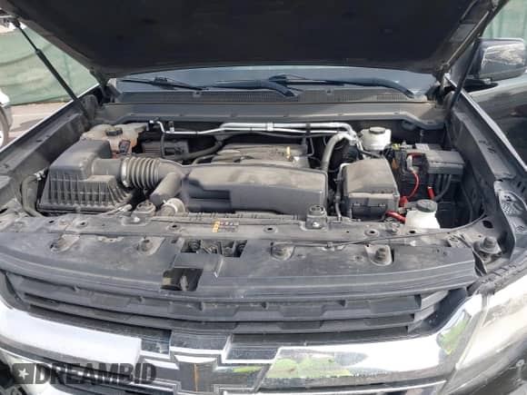 2018 Chevrolet Colorado 2WD LT z VIN 1GCHSCEA4J1266892, wystawiony jako IAAI lot #41776488 z przebiegiem 151 321 mil mil oraz . Historia ofert i sprzedaży dostępna na DreamBid. Obrazek 10.