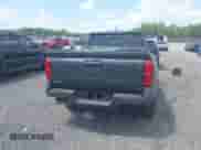 2024 Toyota Tacoma SR5 z VIN 3TMLB5JN3RM039609, wystawiony jako IAAI lot #42811469 z przebiegiem 19 681 mil mil oraz . Historia ofert i sprzedaży dostępna na DreamBid. Obrazek 16.