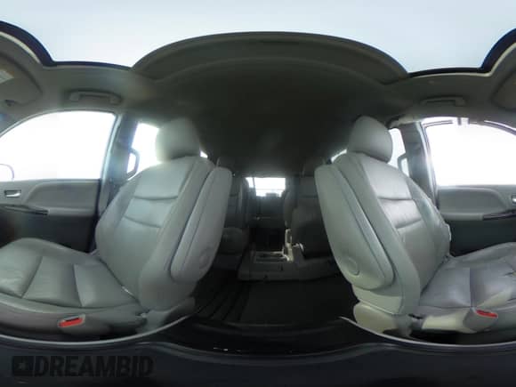 2016 Toyota Sienna XLE with VIN 5TDYK3DC0GS734079, listed as a IAAI auction lot 39151054 with 108,850 mi miles and . Bid and sale history available at DreamBid. Image 18.