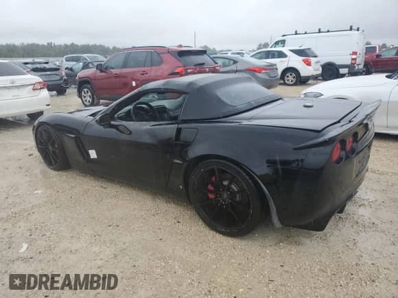 2005 Chevrolet Corvette с VIN 1G1YY34U555127825, выставлен на аукционе Copart как лот 74416124 с пробегом Не указан миль и Списание • Salvage title. История ставок и продаж доступна на DreamBid. Изображение 2.