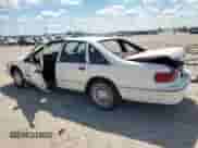 1993 Chevrolet Caprice Classic с VIN 1G1BL53E9PR137649, выставлен на аукционе Copart как лот 84284925 с пробегом 73 399 миль миль и Списание • Salvage title. История ставок и продаж доступна на DreamBid. Изображение 2.
