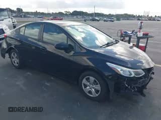 2017 Chevrolet Cruze LS z VIN 1G1BB5SM6H7248524, wystawiony jako IAAI lot #43485424 z przebiegiem 111 715 mil mil oraz . Historia ofert i sprzedaży dostępna na DreamBid. Obrazek 1.