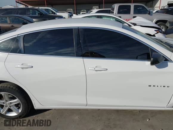 2020 Chevrolet Malibu LS with VIN 1G1ZB5ST5LF150380, listed as a IAAI auction lot 43318064 with 112,153 mi miles and . Bid and sale history available at DreamBid. Image 13.