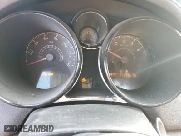 2008 Saturn Sky with VIN 1G8MC35BX8Y132825, listed as a Copart auction lot 81708484 with 117,955 mi miles and Clean title. Bid and sale history available at DreamBid. Image 9.