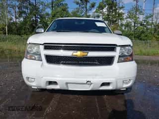 2014 Chevrolet Tahoe LT with VIN 1GNSCBE0XER199816, listed as a IAAI auction lot 43352185 with 179,889 mi miles and . Bid and sale history available at DreamBid. Image 6.