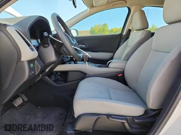 2021 Honda HR-V LX с VIN 3CZRU6H38MM715926, выставлен на аукционе Copart как лот 84811875 с пробегом 35 115 миль миль и Списание • Salvage title. История ставок и продаж доступна на DreamBid. Изображение 7.