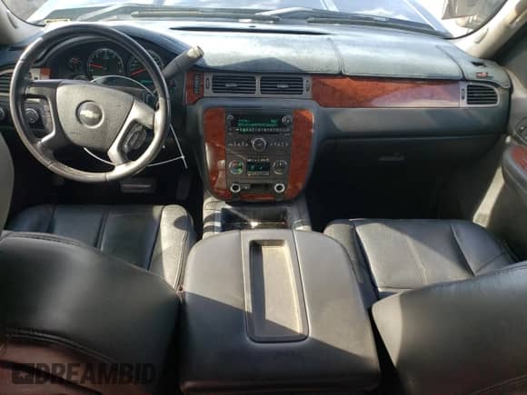 2009 Chevrolet Silverado 1500 LTZ с VIN 1GCEK39J29Z119058, выставлен на аукционе Copart как лот 53058505 с пробегом 173 423 миль миль и Списание • Salvage title. История ставок и продаж доступна на DreamBid. Изображение 8.