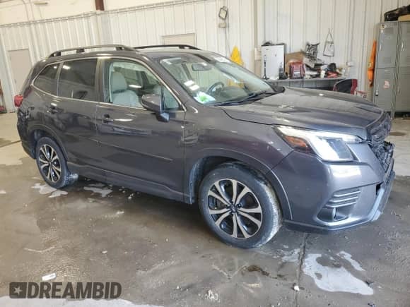 2022 Subaru Forester Limited z VIN JF2SKAPC2NH464443, wystawiony jako Copart lot #59495575 z przebiegiem 48 258 mil mil oraz Szkoda całkowita • Salvage title. Historia ofert i sprzedaży dostępna na DreamBid. Obrazek 4.