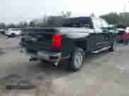 2016 Chevrolet Silverado 2500HD LTZ z VIN 1GC1KWE81GF192150, wystawiony jako IAAI lot #43063029 z przebiegiem 187 523 mil mil oraz . Historia ofert i sprzedaży dostępna na DreamBid. Obrazek 4.