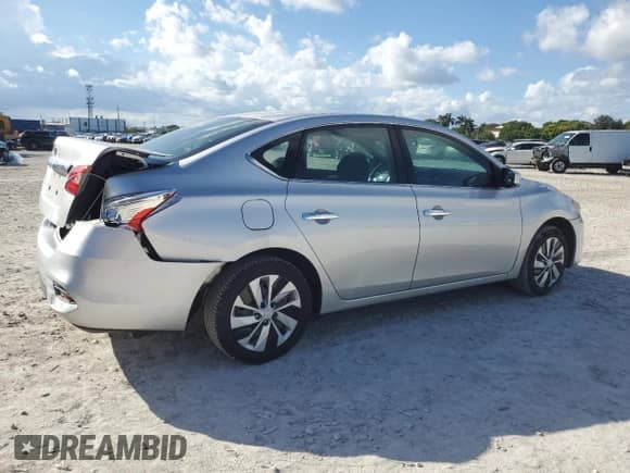 2017 Nissan Sentra S с VIN 3N1AB7AP0HY351045, выставлен на аукционе Copart как лот 87222555 с пробегом 127 752 миль миль и Списание • Salvage title. История ставок и продаж доступна на DreamBid. Изображение 3.