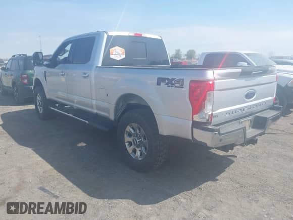 2019 Ford F-250 XL with VIN 1FT7W2B66KEC54893, listed as a IAAI auction lot 41887418 with 151,950 mi miles and . Bid and sale history available at DreamBid. Image 3.