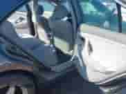 2011 Toyota Camry LE z VIN 4T4BF3EKXBR215157, wystawiony jako IAAI lot #43402109 z przebiegiem 216 833 mil mil oraz . Historia ofert i sprzedaży dostępna na DreamBid. Obrazek 8.