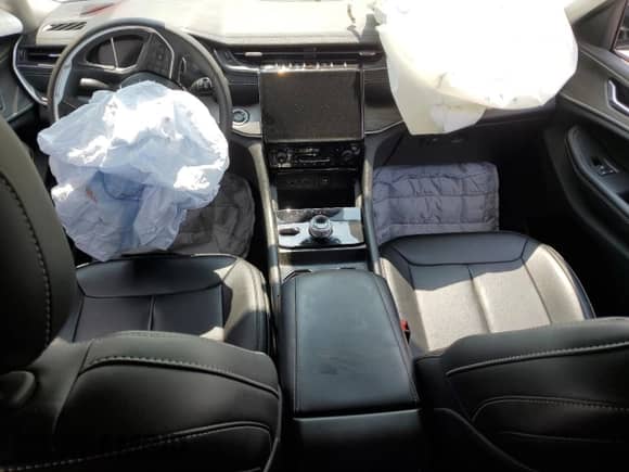 2024 Jeep Grand Cherokee Limited with VIN 1C4RJHBG4RC702024, listed as a Copart auction lot 64803215 with 14,151 mi miles and Salvage title. Bid and sale history available at DreamBid. Image 8.