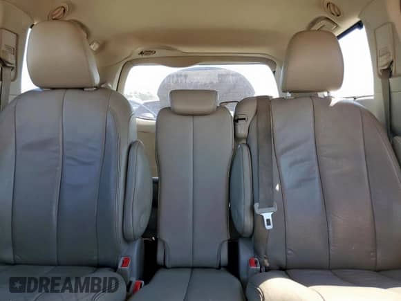 2014 Toyota Sienna XLE with VIN 5TDYK3DC1ES468830, listed as a Copart auction lot 85565925 with 190,880 mi miles and Salvage title. Bid and sale history available at DreamBid. Image 10.