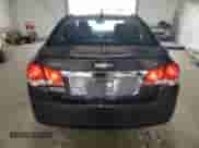 2014 Chevrolet Cruze 1LT z VIN 1G1PC5SB5E7424198, wystawiony jako Copart lot #61840515 z przebiegiem 266 344 mil mil oraz Nie do naprawy • Non repairable. Historia ofert i sprzedaży dostępna na DreamBid. Obrazek 6.