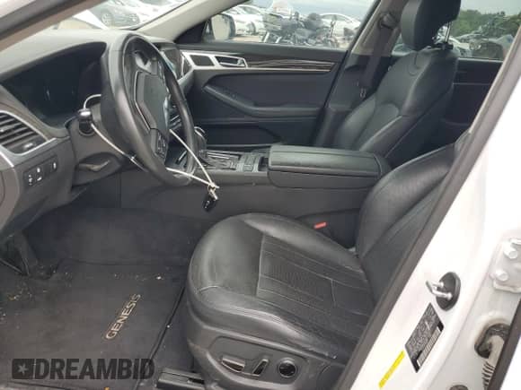 2016 Hyundai Genesis 3.8L с VIN KMHGN4JE0GU133471, выставлен на аукционе Copart как лот 65996895 с пробегом Не указан миль и Списание • Salvage title. История ставок и продаж доступна на DreamBid. Изображение 7.