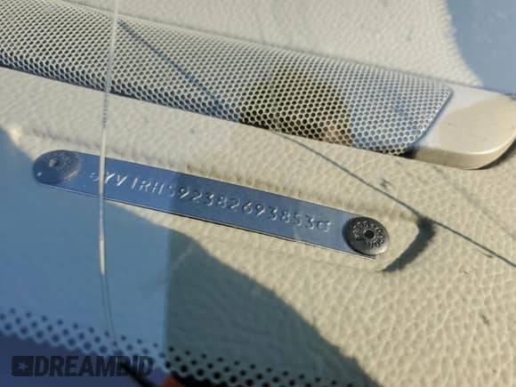 2008 Volvo S60 2.5T с VIN YV1RH592382693853, выставлен на аукционе Copart как лот 70544385 с пробегом 213 724 миль миль и Списание • Salvage title. История ставок и продаж доступна на DreamBid. Изображение 13.