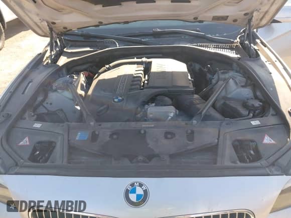 2011 BMW 5 Series 535i с VIN WBAFR7C55BC602908, выставлен на аукционе IAAI как лот 43501595 с пробегом 156 851 миль миль и . История ставок и продаж доступна на DreamBid. Изображение 10.