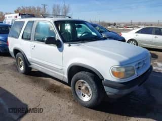 1995 Ford Explorer Eddie Bauer with VIN 1FMCU24X1SUB07828, listed as a IAAI auction lot 41145230 with 269,846 mi miles and . Bid and sale history available at DreamBid. Image 1.