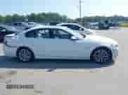 2016 BMW 5 Series 528i xDrive z VIN WBA5A7C51GG144805, wystawiony jako IAAI lot #42824334 z przebiegiem 68 297 mil mil oraz . Historia ofert i sprzedaży dostępna na DreamBid. Obrazek 13.