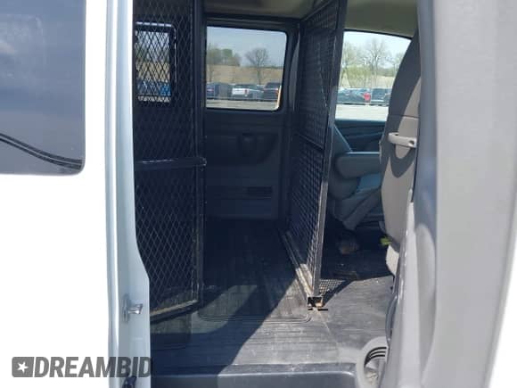 2013 Chevrolet Express Passenger 1LT with VIN 1GAZG1FA1D1191719, listed as a IAAI auction lot 42124977 with 92,228 mi miles and . Bid and sale history available at DreamBid. Image 8.