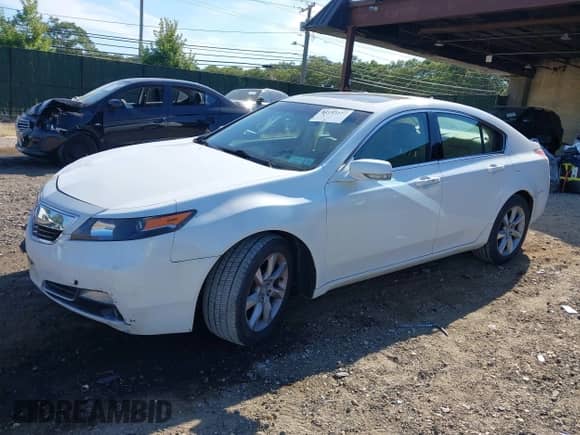 2014 Acura TL Technology с VIN 19UUA8F57EA008907, выставлен на аукционе IAAI как лот 43152227 с пробегом 60 810 миль миль и . История ставок и продаж доступна на DreamBid. Изображение 2.