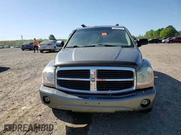 2005 Dodge Durango Limited with VIN 1D8HB58D65F582810, listed as a Copart auction lot 52025515 with 189,679 mi miles and Clean title. Bid and sale history available at DreamBid. Image 12.