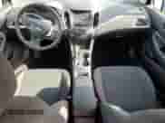 2018 Chevrolet Cruze LT z VIN 1G1BE5SM6J7139817, wystawiony jako Copart lot #82102395 z przebiegiem 90 330 mil mil oraz Szkoda całkowita • Salvage title. Historia ofert i sprzedaży dostępna na DreamBid. Obrazek 8.