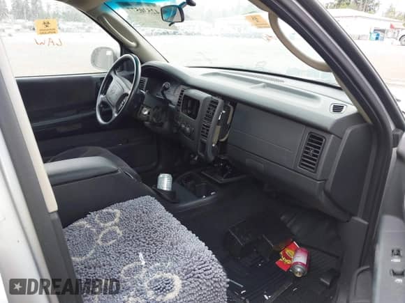 2001 Dodge Dakota Sport with VIN 1B7HG2AN31S285092, listed as a IAAI auction lot 42530577 with 101,975 mi miles and . Bid and sale history available at DreamBid. Image 5.