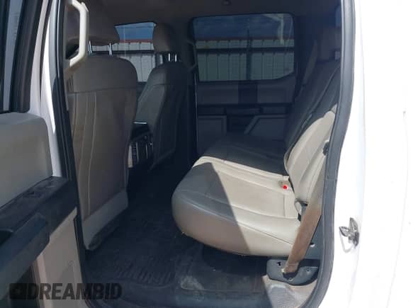 2017 Ford F-250 XL z VIN 1FT7W2AT0HEC53223, wystawiony jako IAAI lot #42635952 z przebiegiem 254 005 mil mil oraz . Historia ofert i sprzedaży dostępna na DreamBid. Obrazek 8.